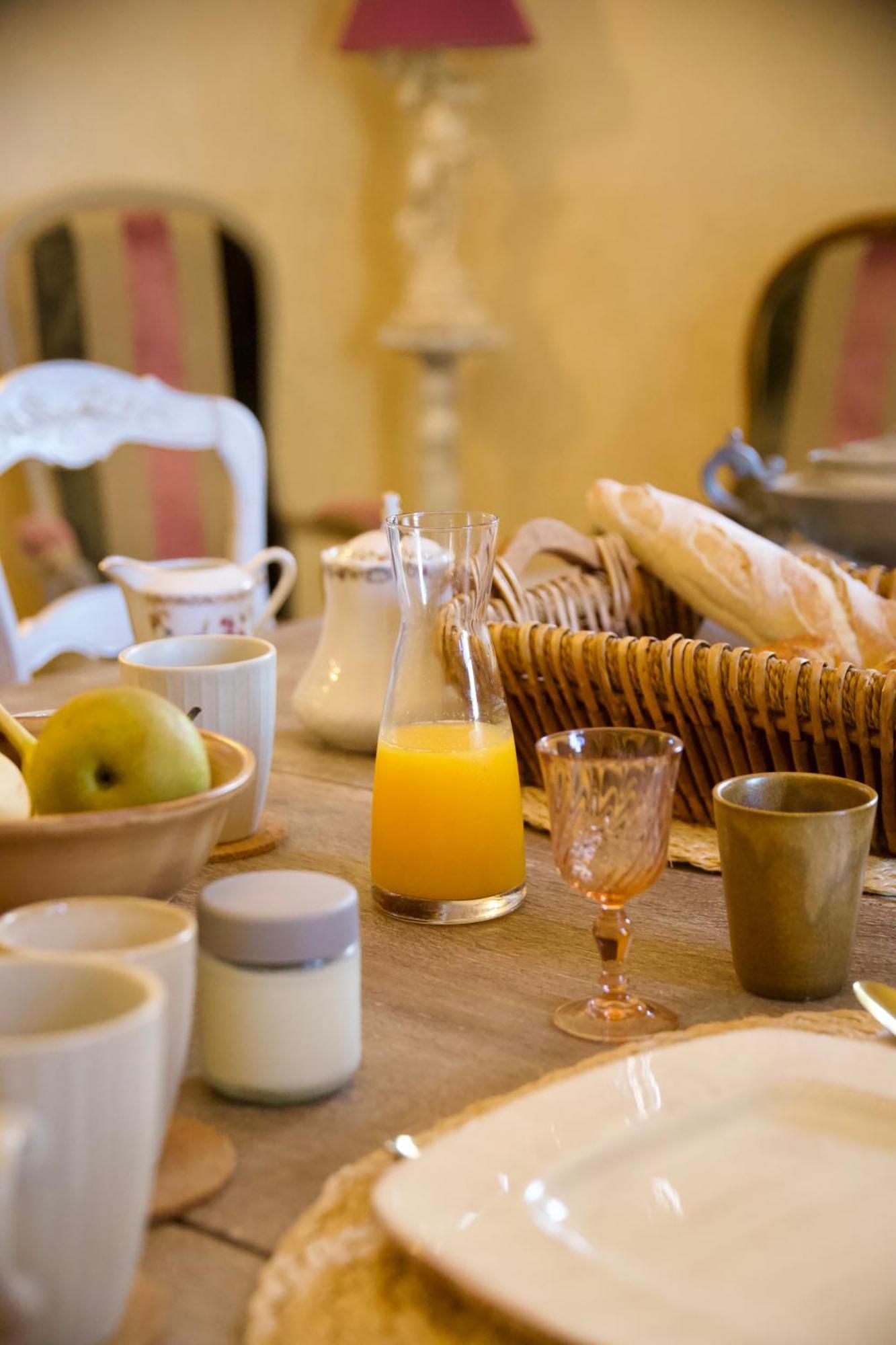 Chambres D'Hotes B&B - Chateau De Sienne Proche Avignon Orange Piscine Riviere Chusclan Ngoại thất bức ảnh